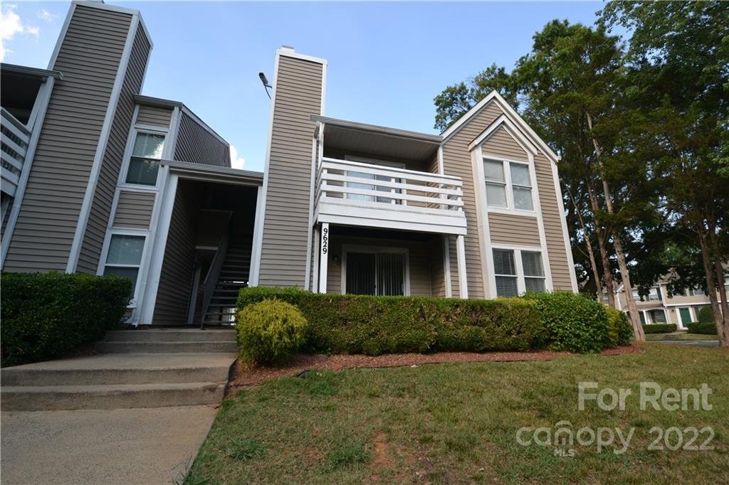Property image 1 at 9629 Vinca Circle, Charlotte, NC 28213