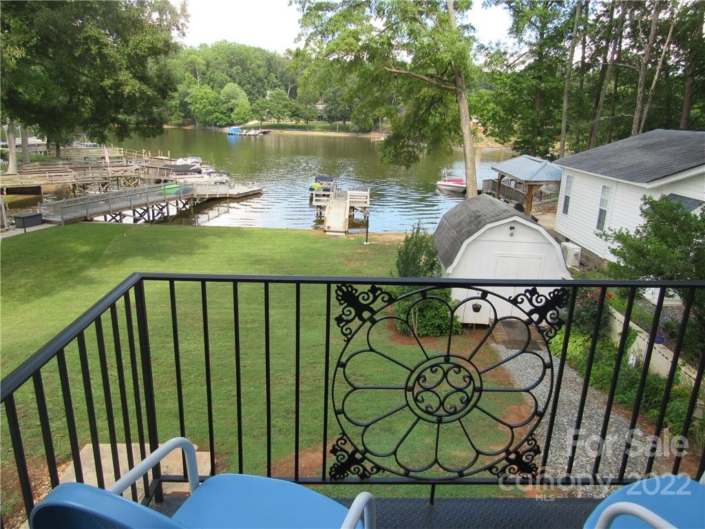 611 Hickory Point Drive