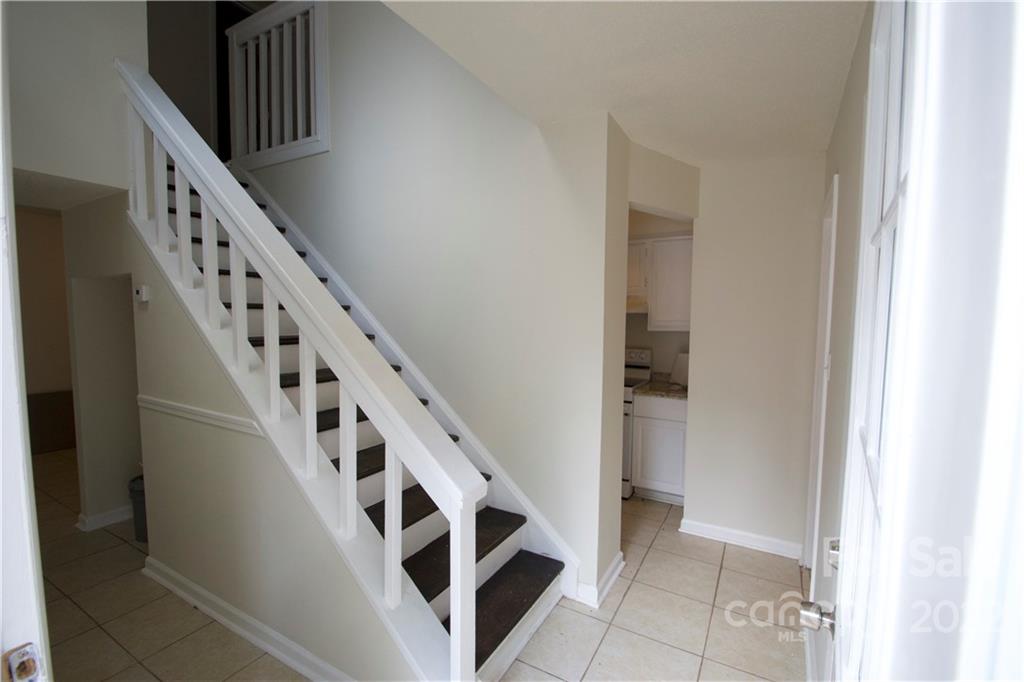 Property image 1 at 6925 Stonington Lane, Charlotte, NC 28227