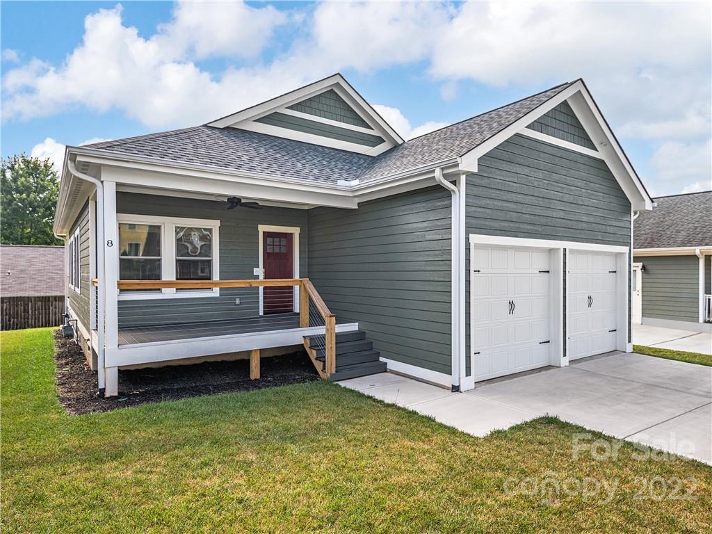 Property image 1 at 8 Hyde Park Place, Arden, NC 28704