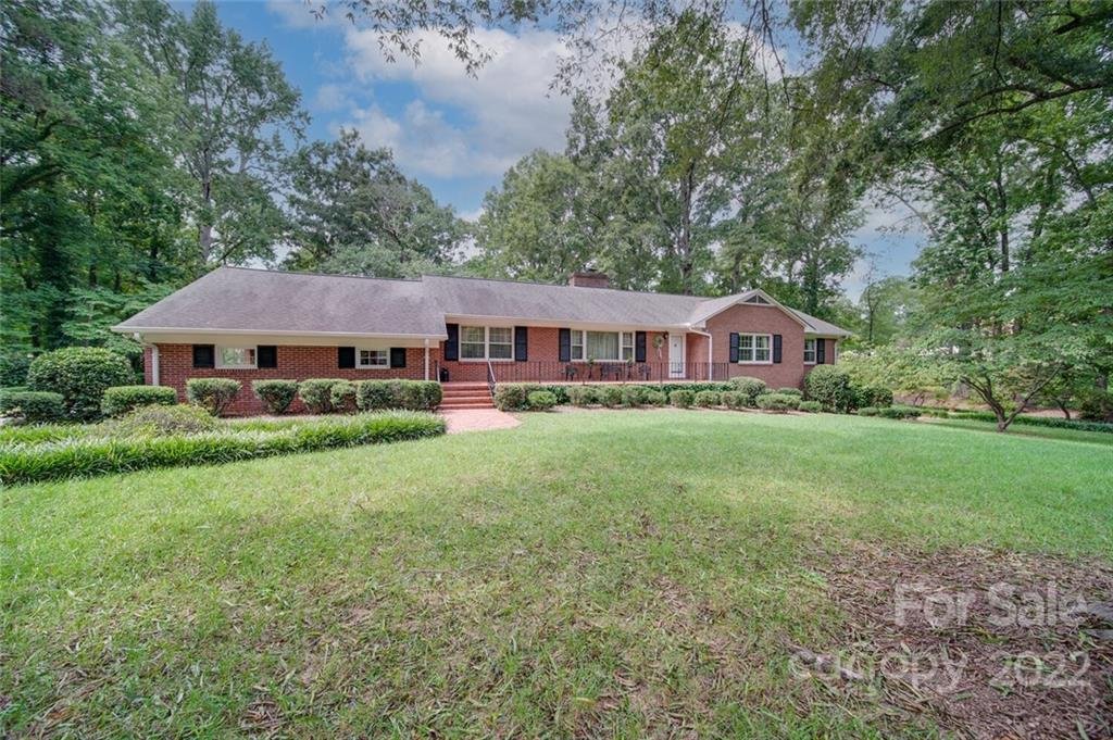 119 Forest Hills Drive