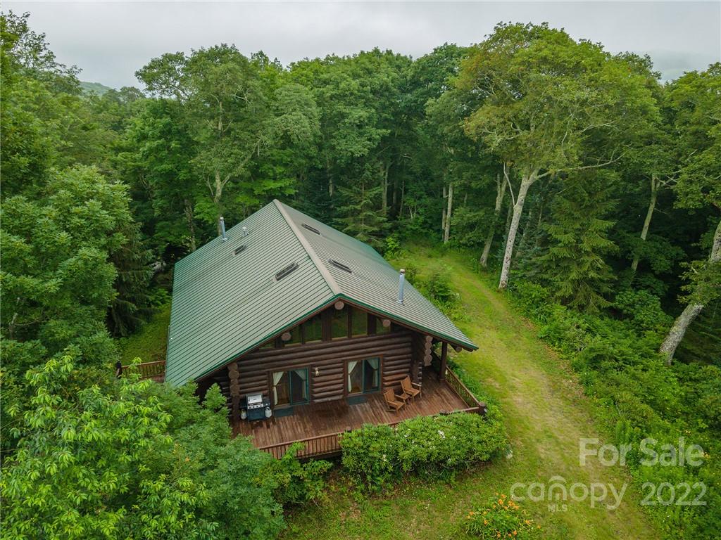 Property image 1 at 300 Licklog Mountain Trail, Burnsville, NC 28714