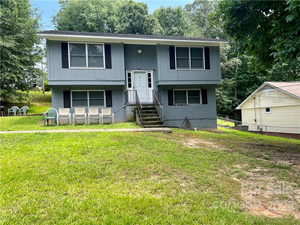 Property image 1 at 1322 Green Circle Drive, Gastonia, NC 28054