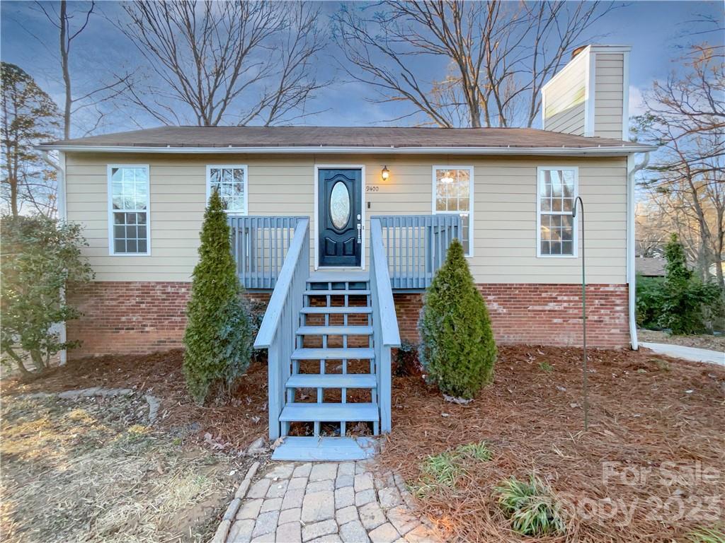 9400 Stately Oak Lane