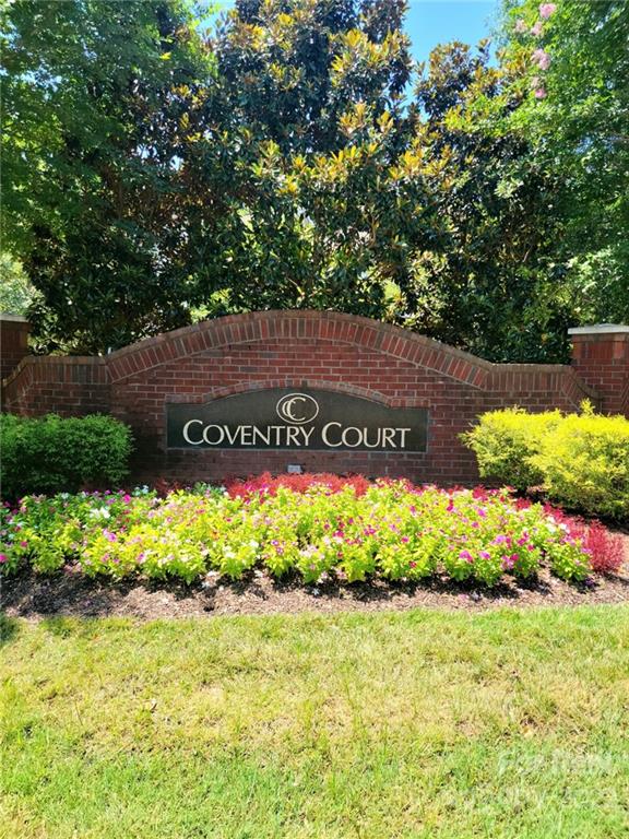 Property image 1 at 11457 Dixie Glen Drive, Charlotte, NC 28277