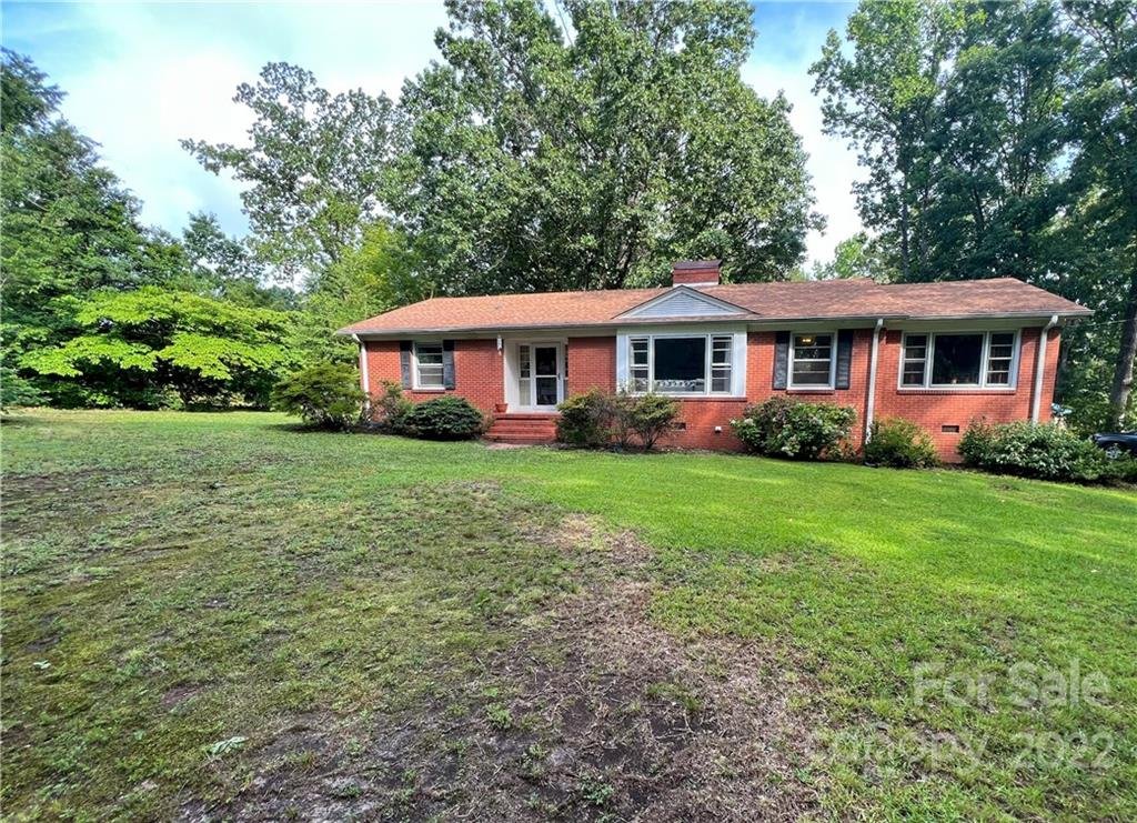 Property image 1 at 413 N Peterson Street, Stanley, NC 28164