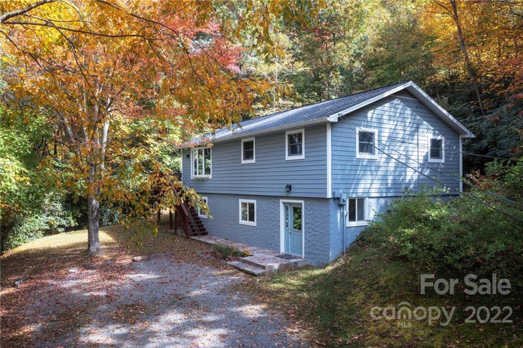 Property image 1 at 108 Karen Lane, Black Mountain, NC 28711