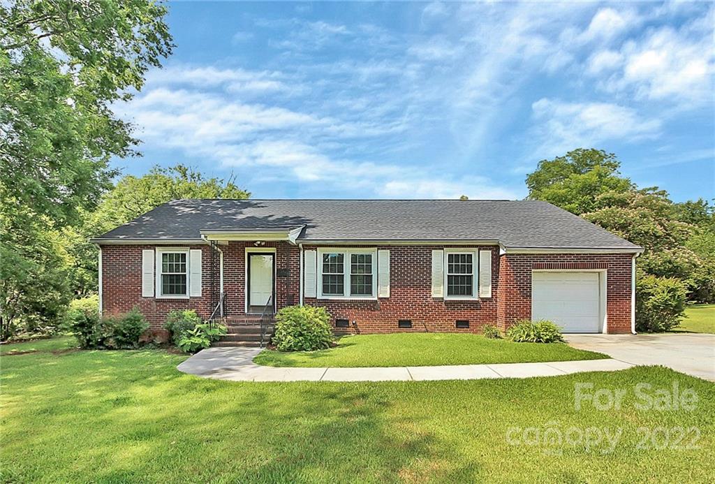 Property image 1 at 1301 Winthrop Drive, Rock Hill, SC 29732