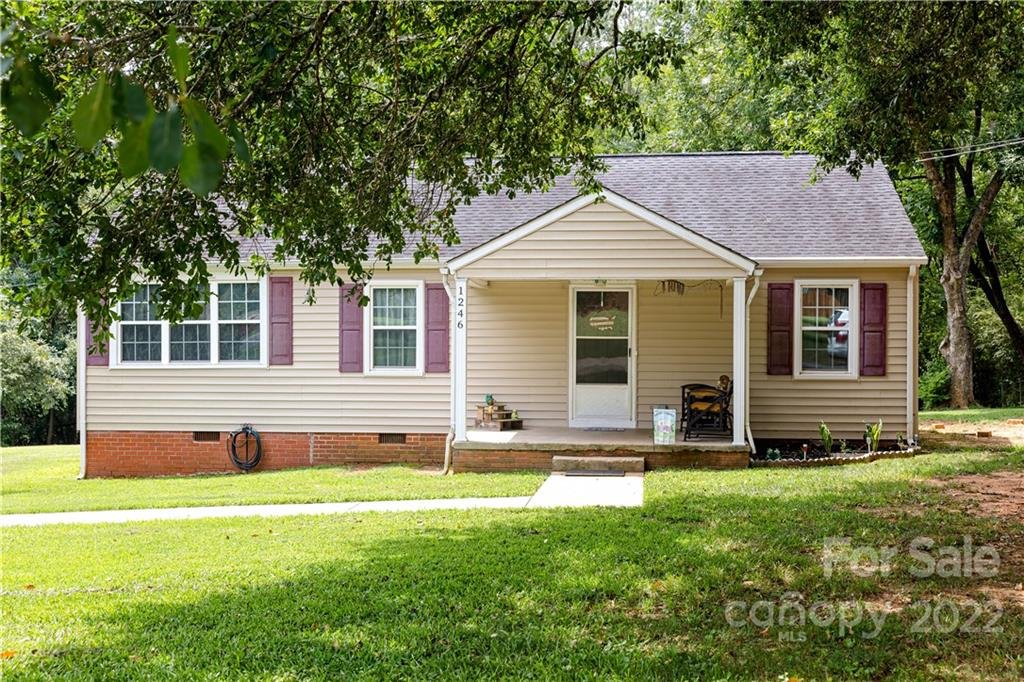 Property image 1 at 1246 Laurel Avenue, Lancaster, SC 29720