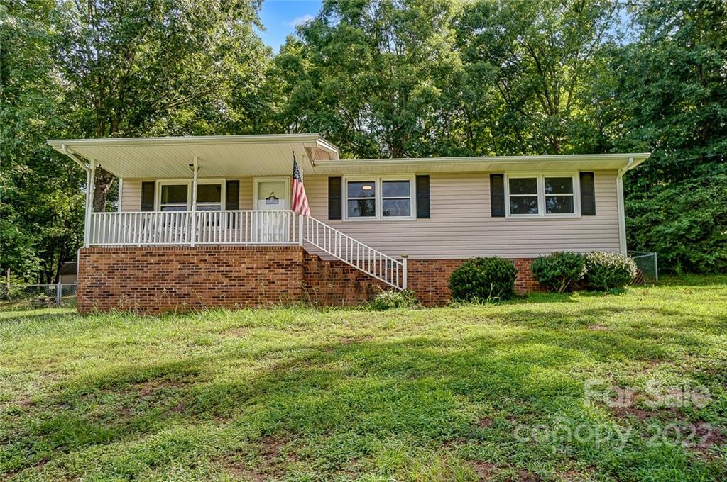 Property image 1 at 4520 Hidden Glen Court, Gastonia, NC 28056