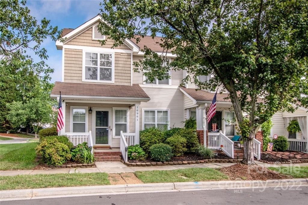 Property image 1 at 16961 Bridgeton Lane, Huntersville, NC 28078