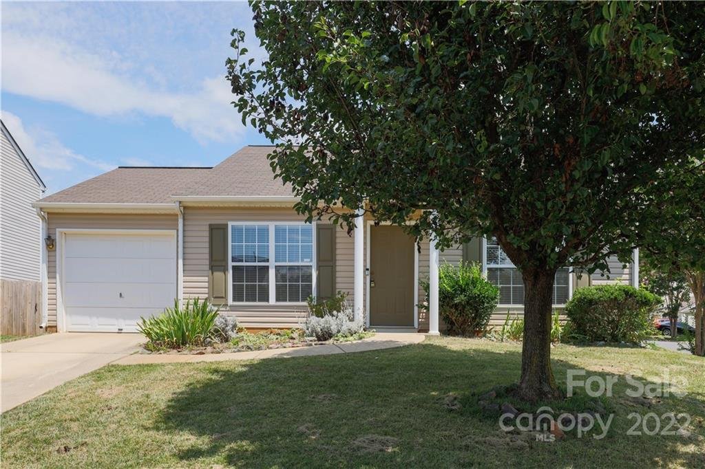 Property image 1 at 5302 Peach Place Lane, Charlotte, NC 28216