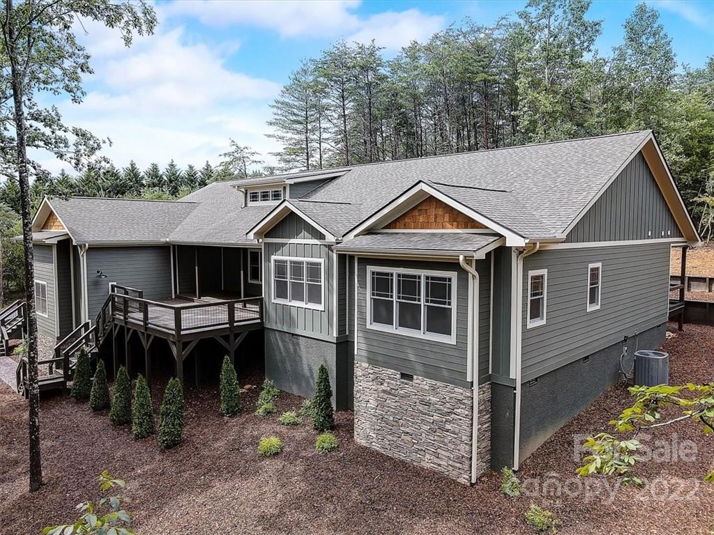 Property image 1 at 152 Spruce Hill Drive, Hendersonville, NC 28792