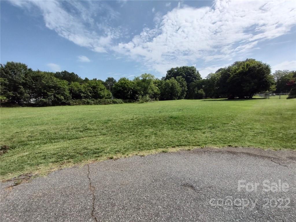 Property image 1 at 2224 Littlejohn Trail, Newton, NC 28658