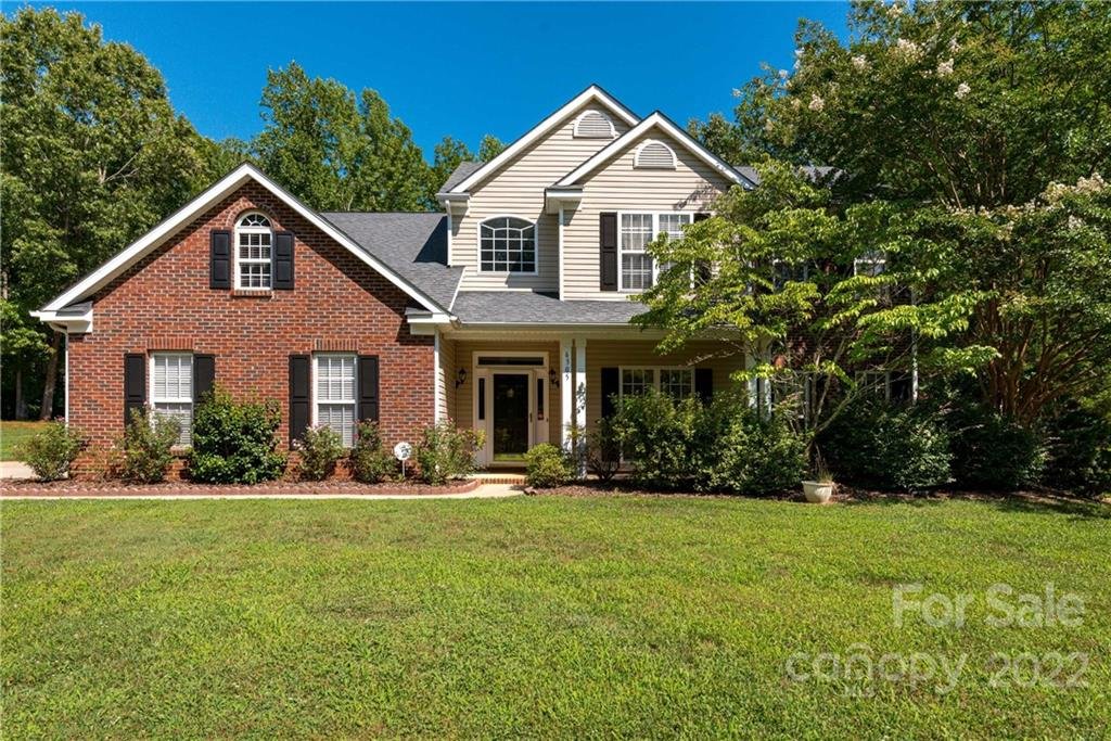 Property image 1 at 6305 Lowergate Drive, Waxhaw, NC 28173