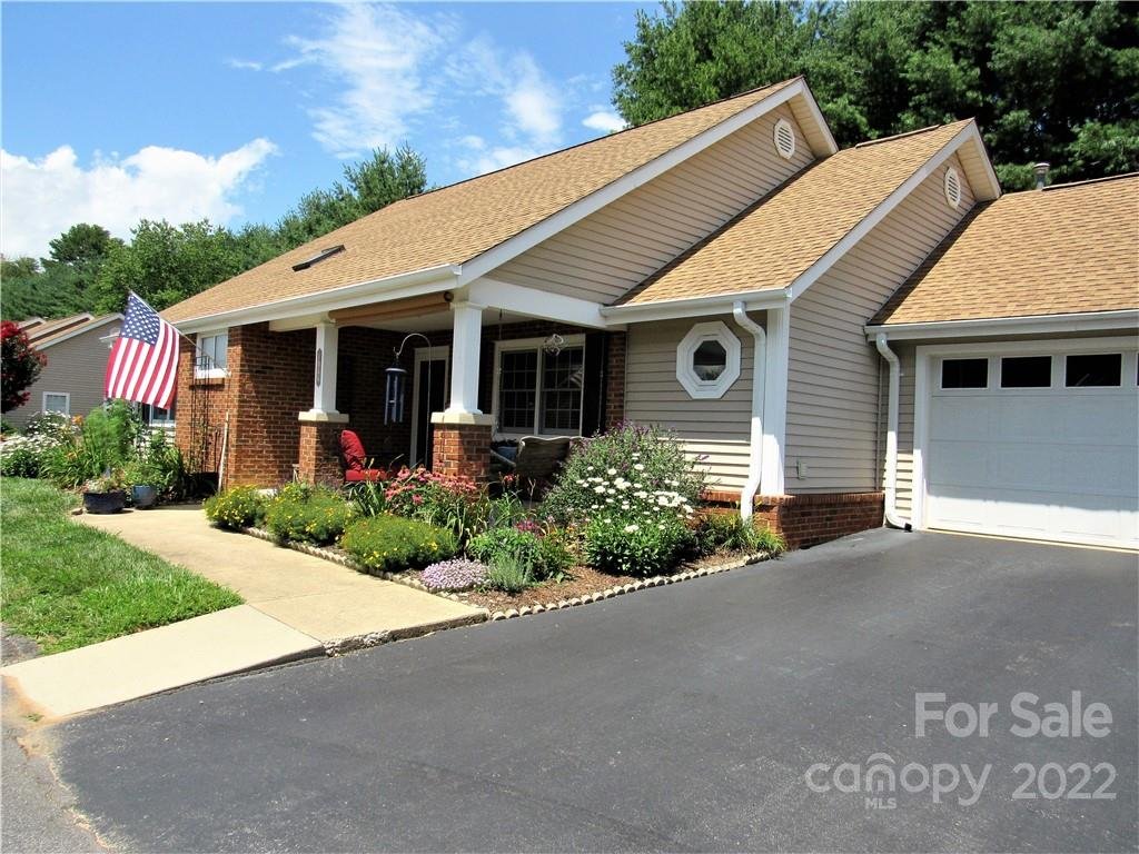 1056 Saddlebrook Drive