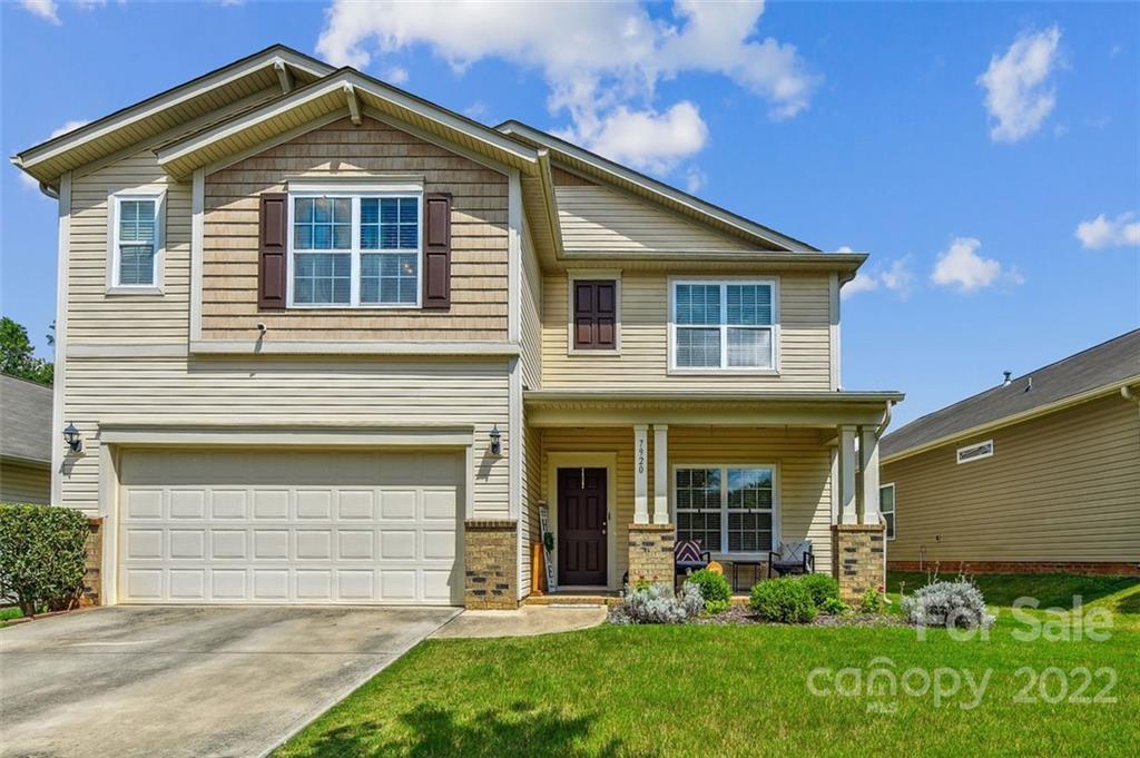 Property image 1 at 7920 Hereford Street, Charlotte, NC 28213