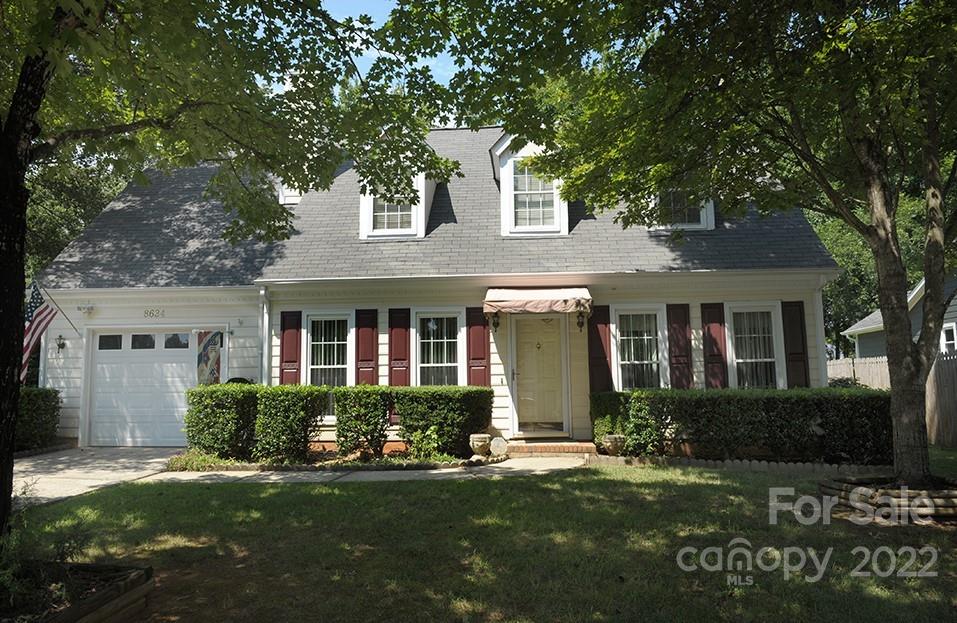 Property image 1 at 8634 Brookstead Drive, Charlotte, NC 28215