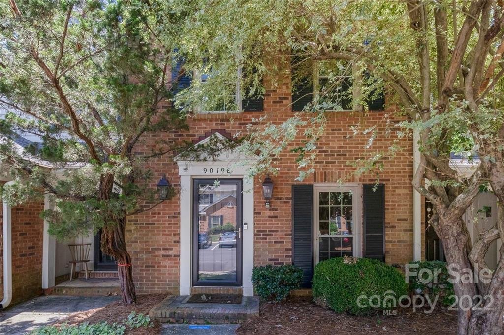 Property image 1 at 9019 Nolley Court, Charlotte, NC 28270