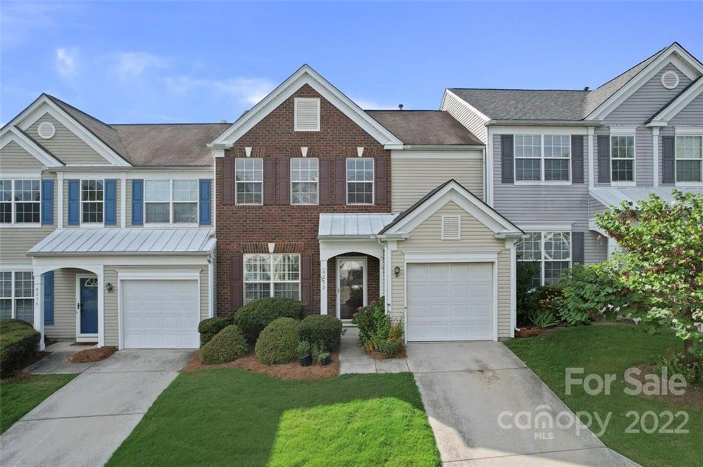 Property image 1 at 8212 Gossomer Bay Drive, Charlotte, NC 28270