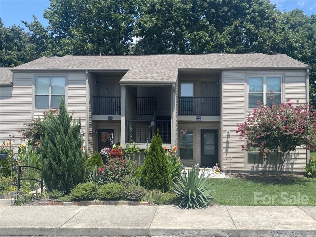 Property image 1 at 11040 Cedar View Road, Charlotte, NC 28226