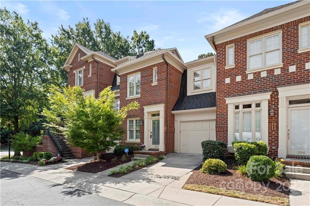 988 Park Slope Drive