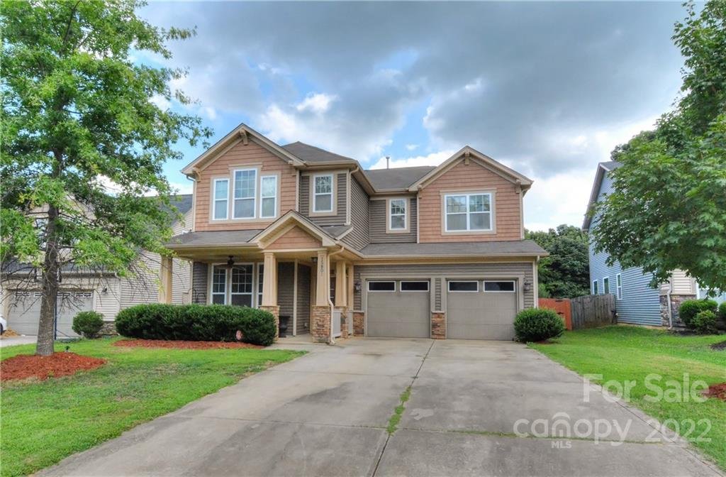 Property image 1 at 15801 Homecoming Way, Charlotte, NC 28278