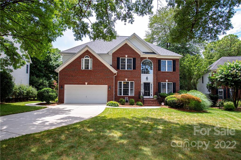 Property image 1 at 10303 Gunnison Lane, Charlotte, NC 28277