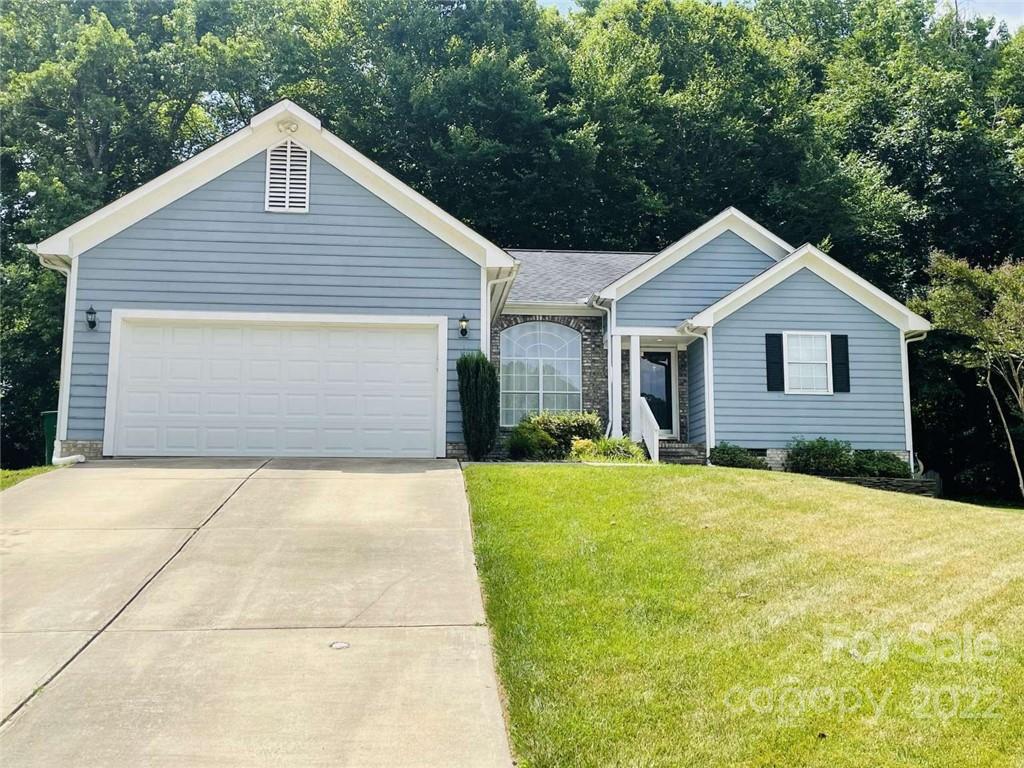 Property image 1 at 3825 Hedingham Court, Charlotte, NC 28269