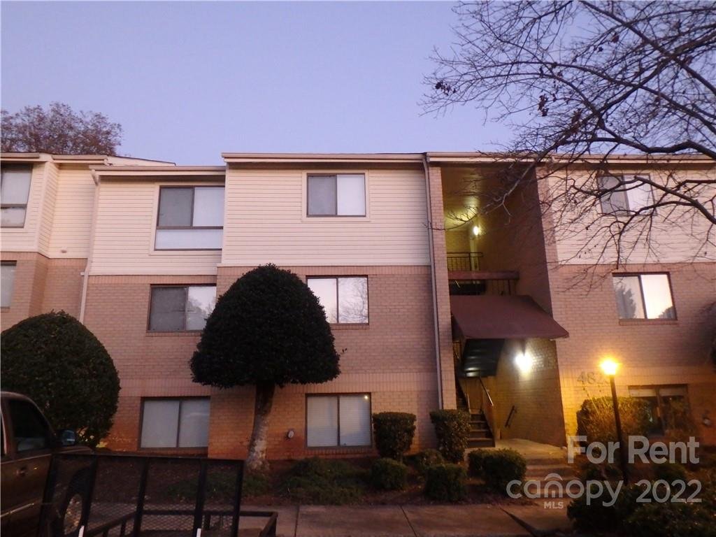 Property image 1 at 4823 Spring Lake Drive, Charlotte, NC 28212