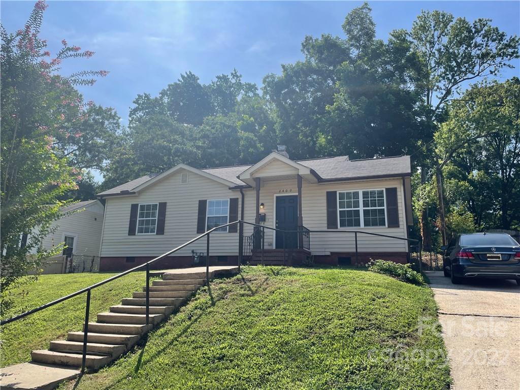 2400 Pinckney Avenue