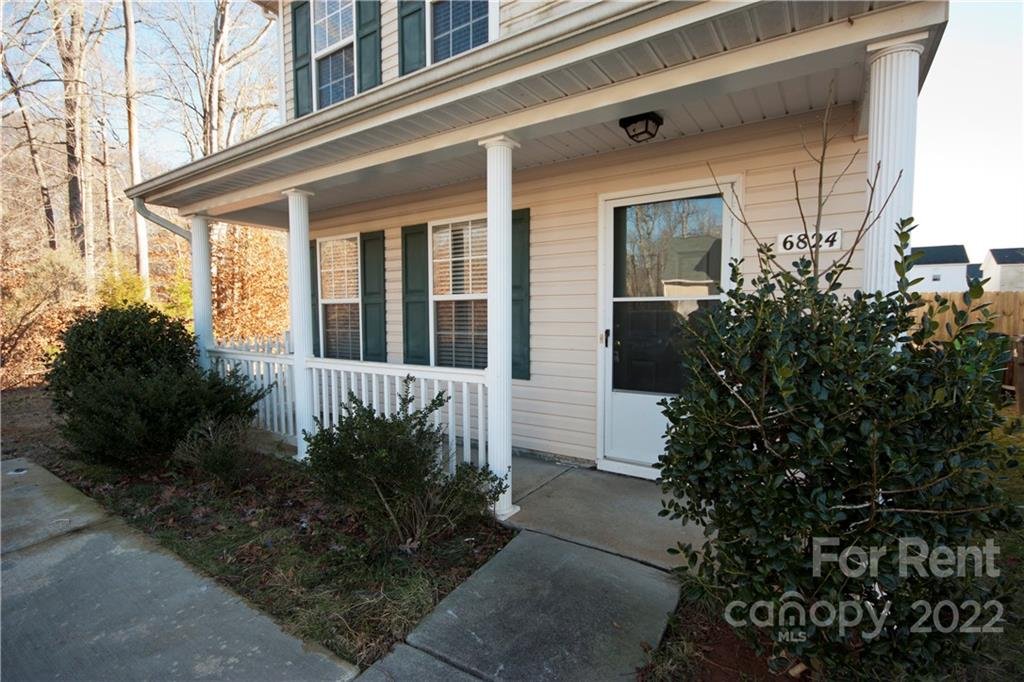 Property image 1 at 6824 Jamison Lane, Charlotte, NC 28269
