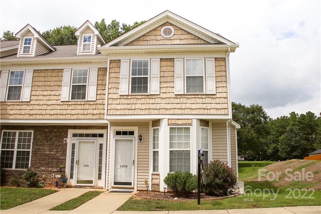 Property image 1 at 5604 Katherine Court, Dallas, NC 28034