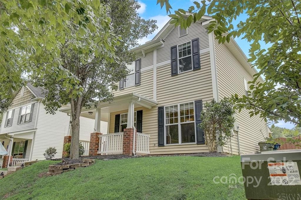 Property image 1 at 8007 Rolling Meadows Lane, Huntersville, NC 28078