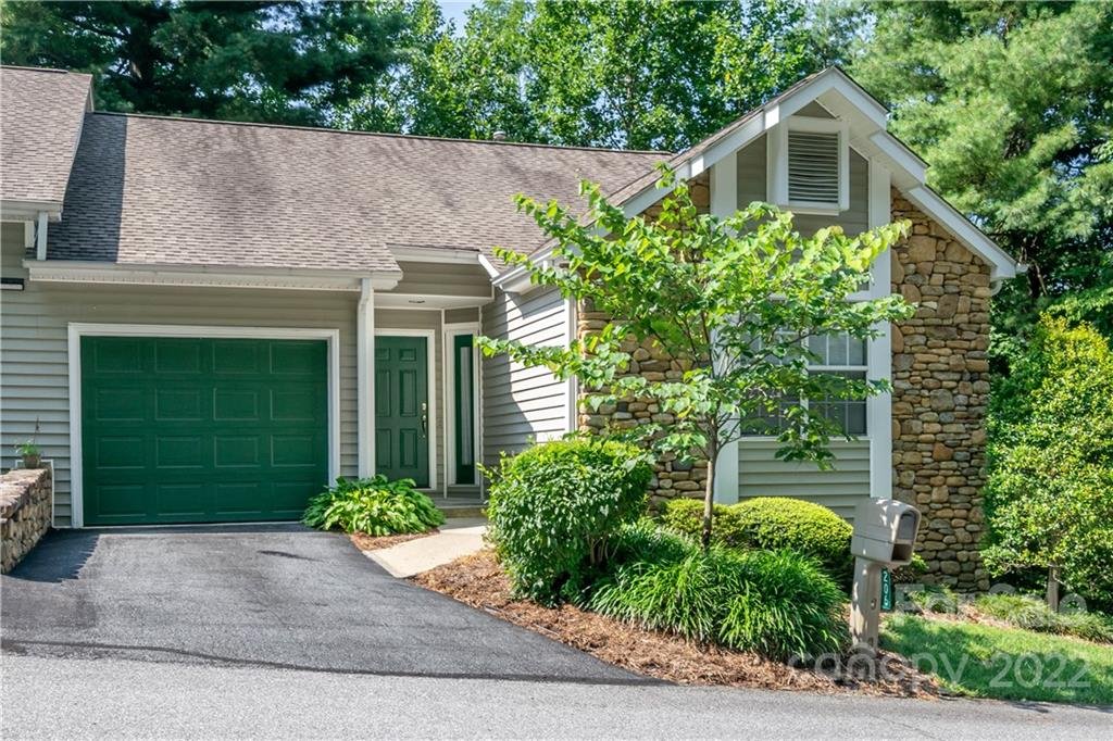 Property image 1 at 206 Laurel Park Place, Hendersonville, NC 28791