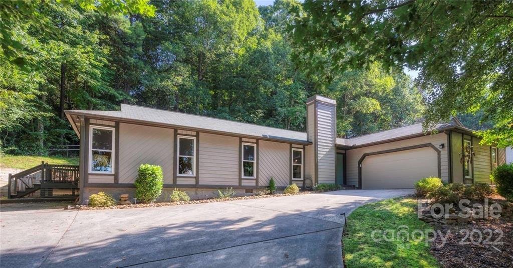 Property image 1 at 6 Pine Ridge Trail, Arden, NC 28704