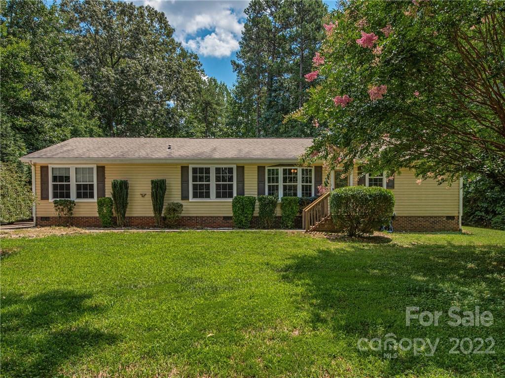 Property image 1 at 197 Clear Springs Road, Mooresville, NC 28115