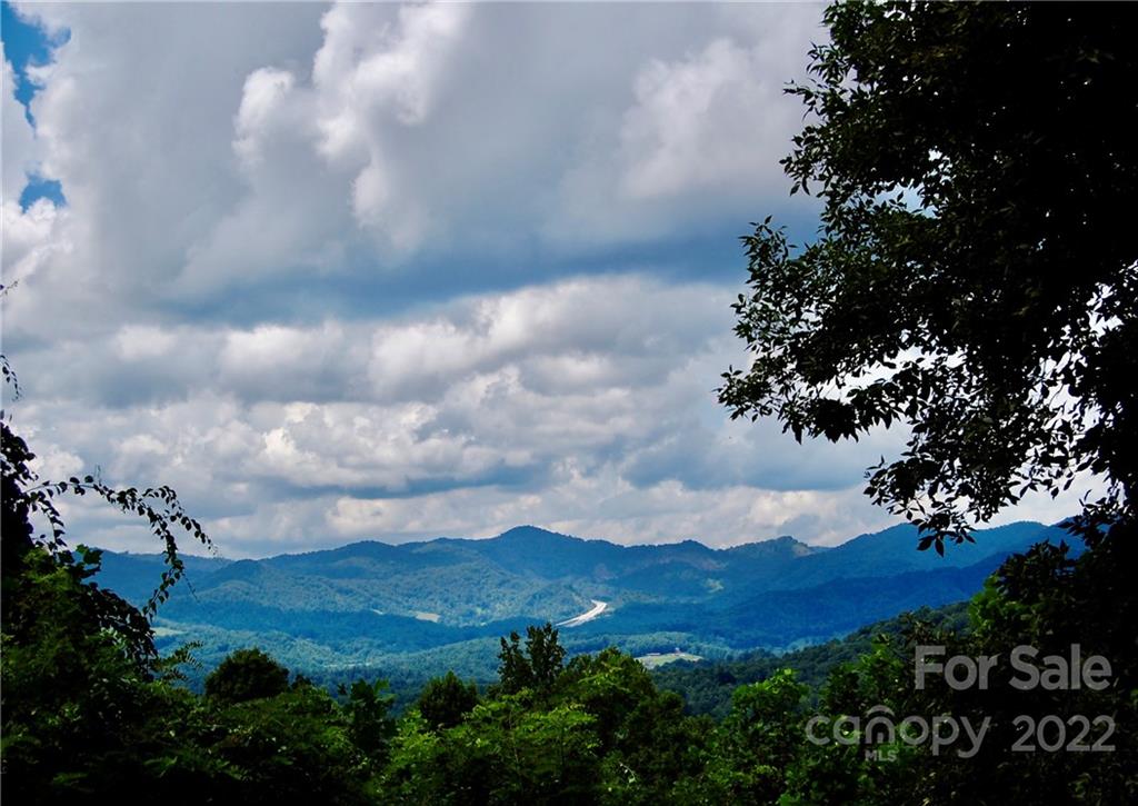 Property image 1 at 670 Seven Glens Drive, Weaverville, NC 28787