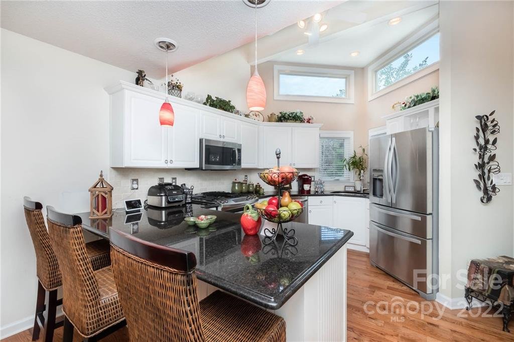 Property image 1 at 13934 Queens Harbor Road, Charlotte, NC 28278