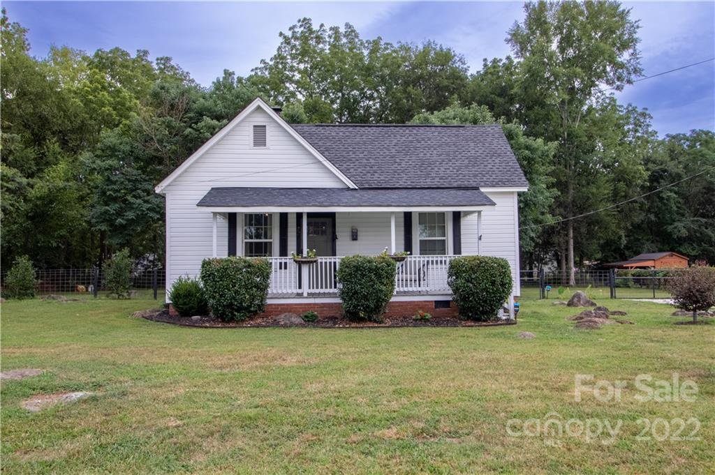 Property image 1 at 22 Seventh Street, York, SC 29745
