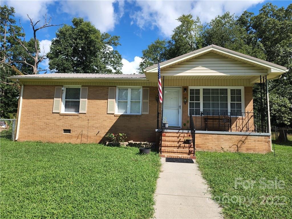 Property image 1 at 2806 Mary Avenue, Gastonia, NC 28052