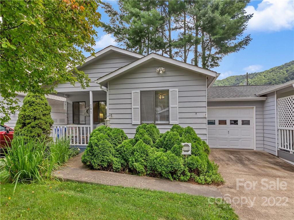 Property image 1 at 101 Market Street, Maggie Valley, NC 28751