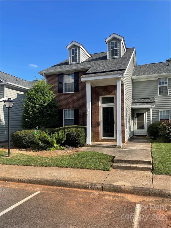 Property image 1 at 2910 Iron Gate Lane, Charlotte, NC 28212