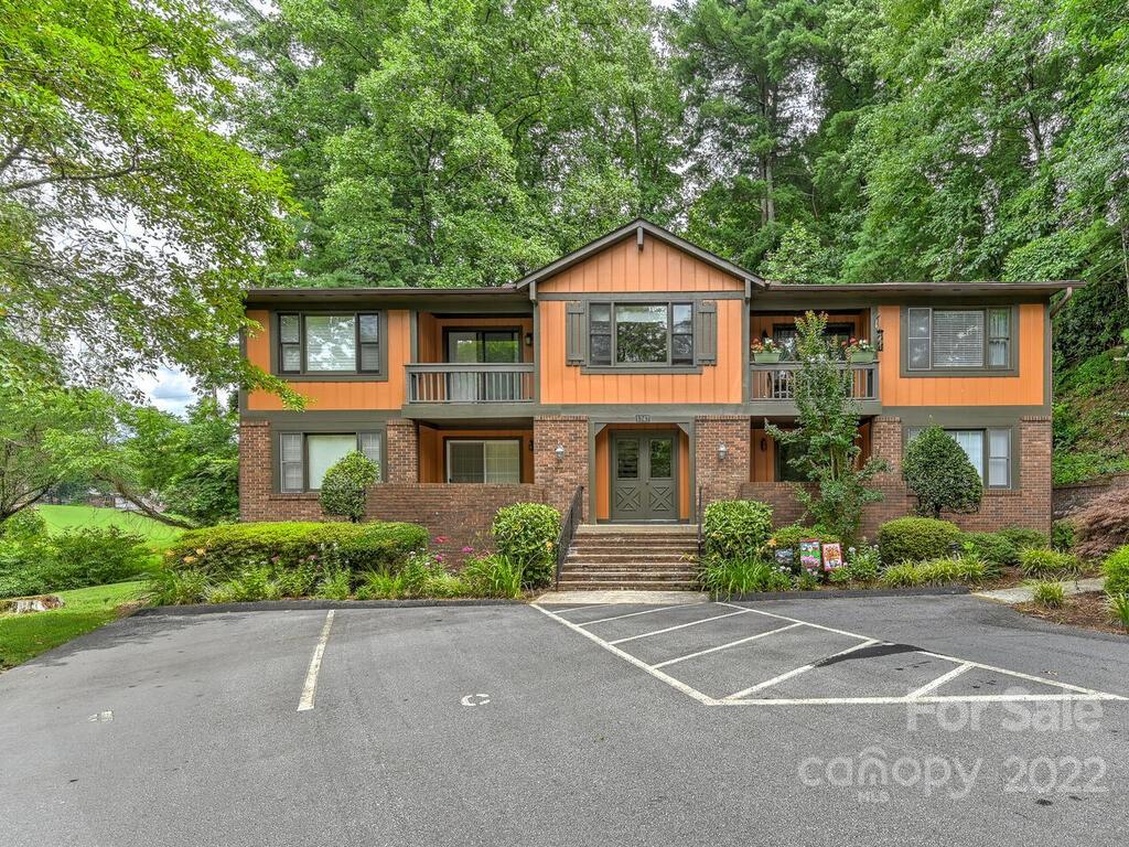 Property image 1 at 1747 Haywood Manor Road, Hendersonville, NC 28791