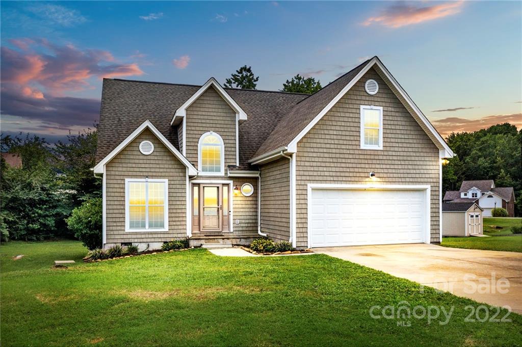 Property image 1 at 120 Dickens Court, Mooresville, NC 28115