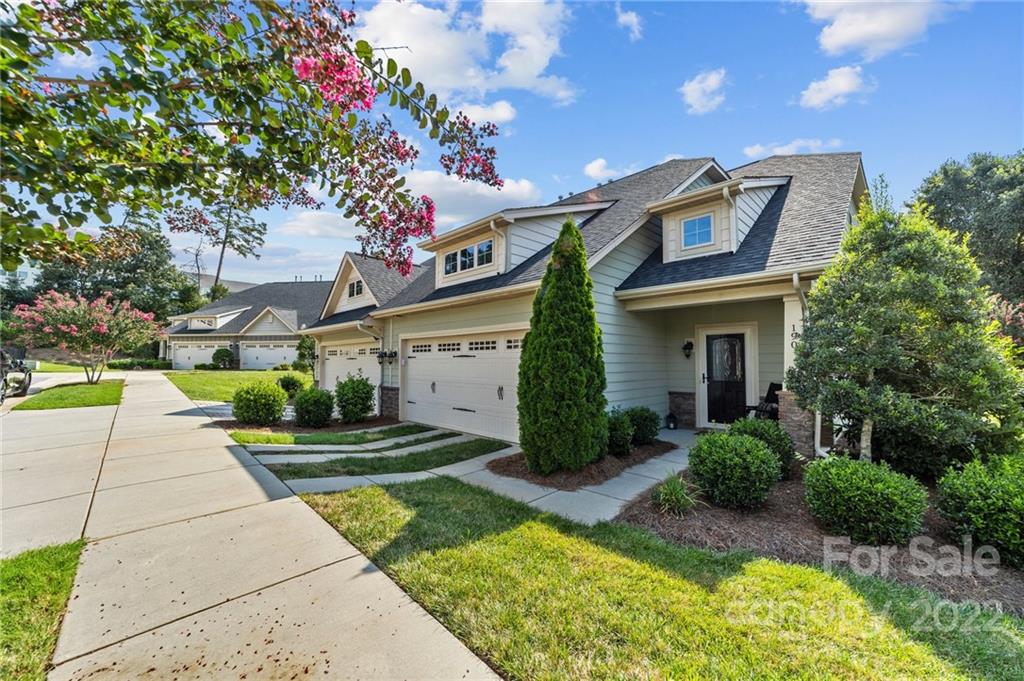 Property image 1 at 190 Aztec Circle, Mooresville, NC 28117