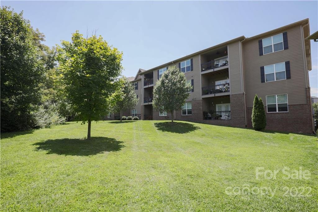 Property image 1 at 142 Brickton Village Circle, Fletcher, NC 28732