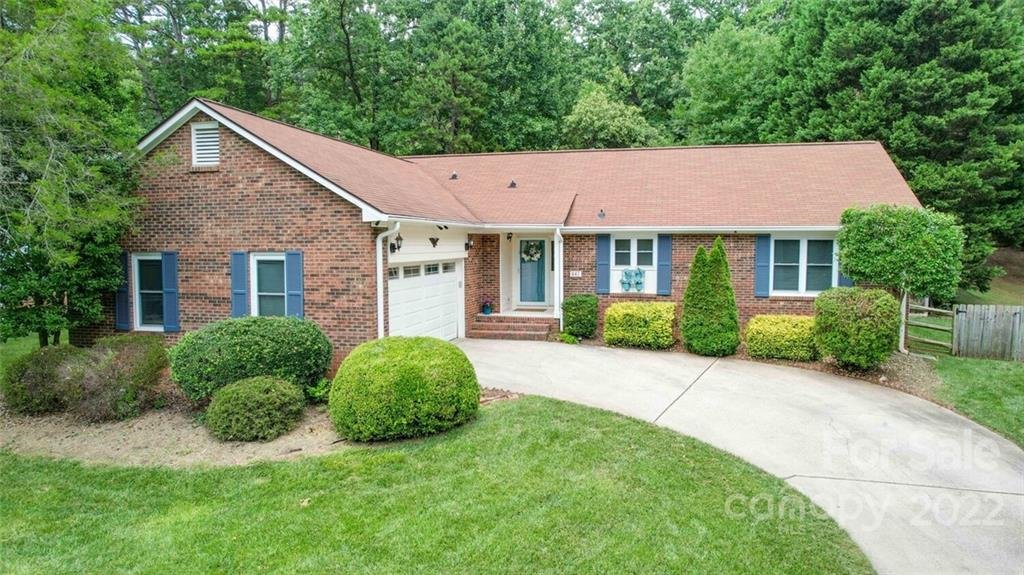 Property image 1 at 647 Mattingwood Drive, Charlotte, NC 28270