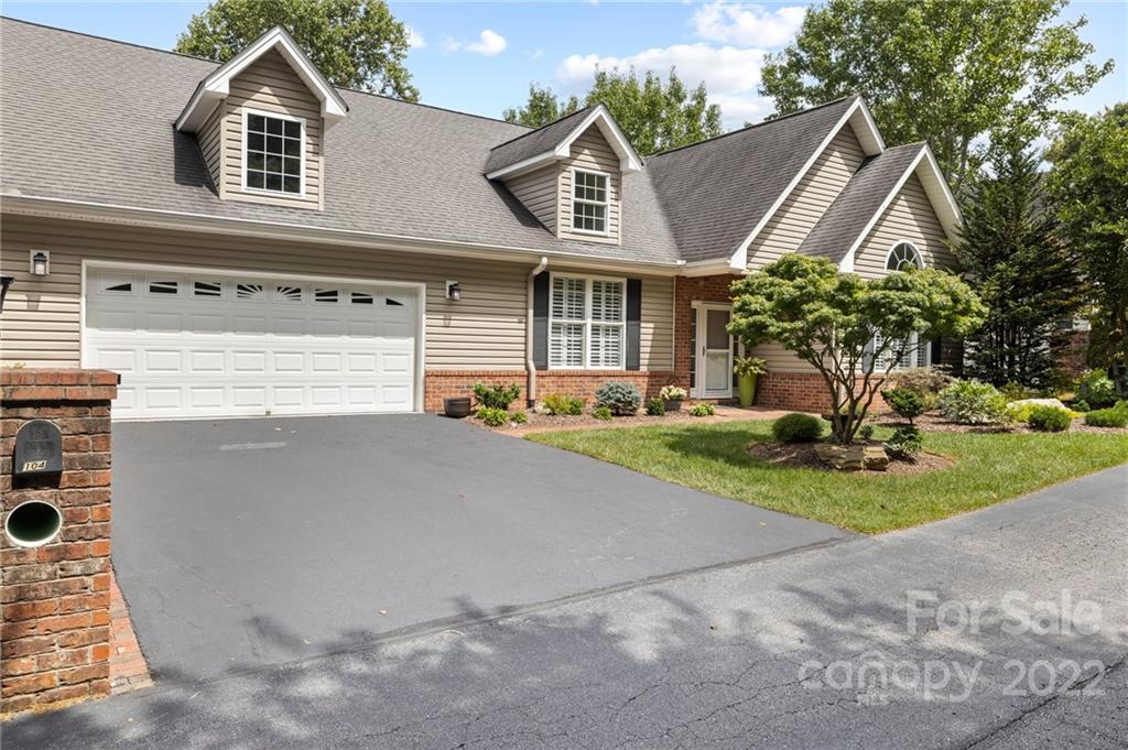 Property image 1 at 104 Dutchman Lane, Asheville, NC 28803