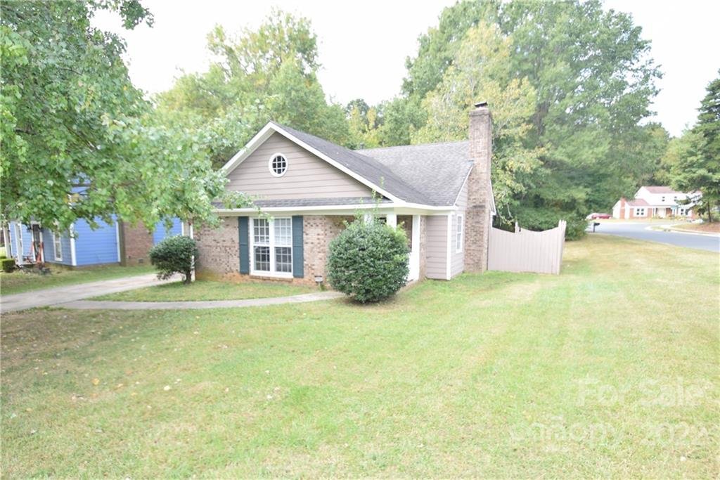 Property image 1 at 4321 Morington Lane, Charlotte, NC 28227